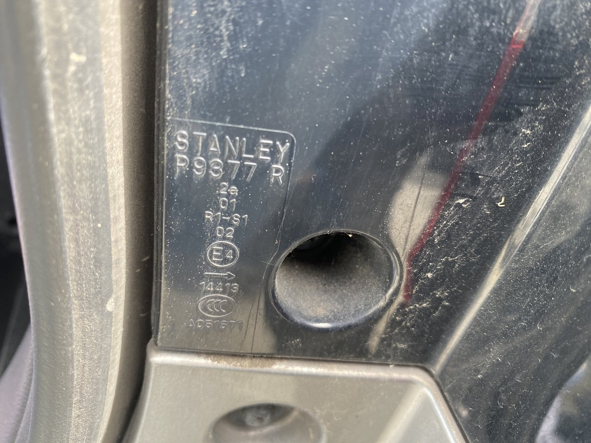 2013 Mazda Premacy CWFFW- Dismantling For Parts