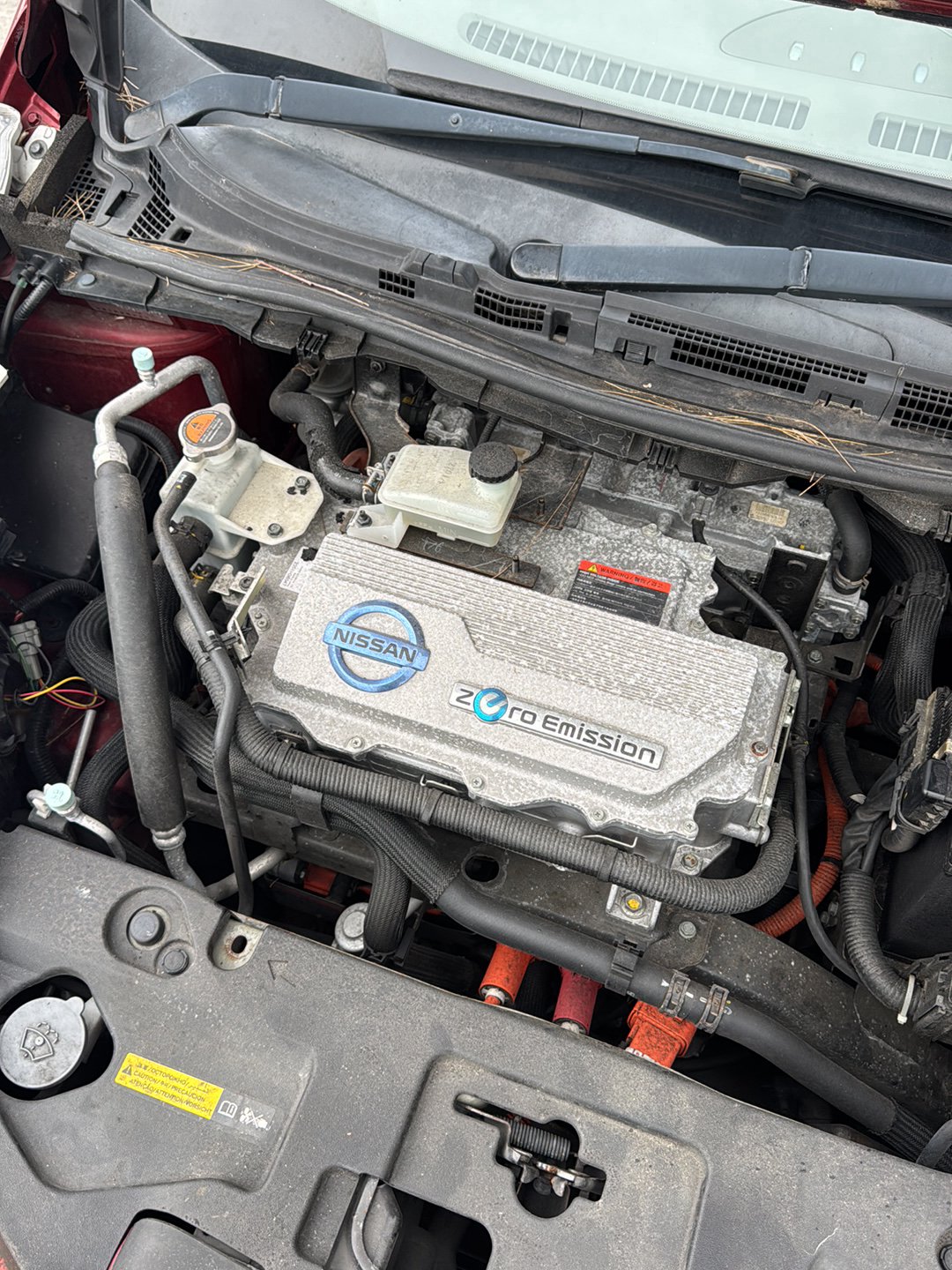 2012 Nissan Leaf ZE0  Dismantling For Parts