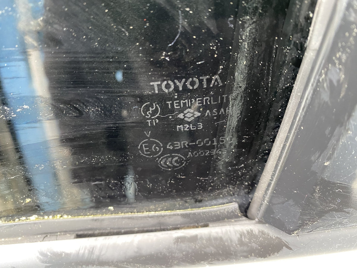 2006 Toyota Estima Aeras ACR50 Dismantling For Parts