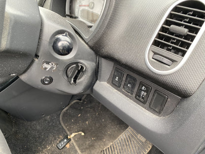2013 Suzuki Splash- Dismantling For Parts