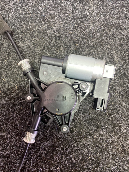 2010 Mazda Premacy CREW - Left Front Window Regulator/Motor