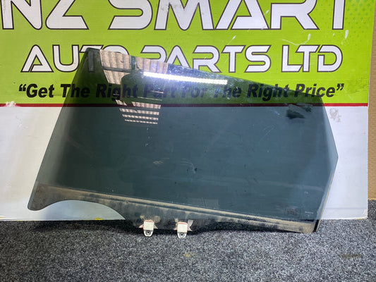 2006 Honda Odyssey - Left Rear Door Glass PN: Tint Number M2L3