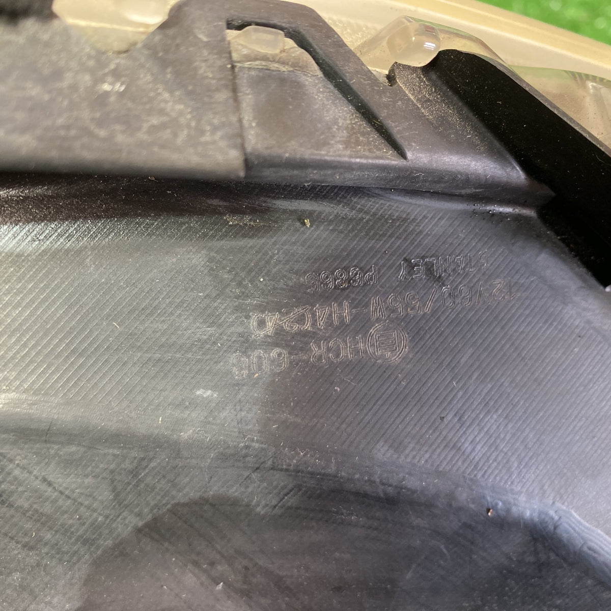 2008 Honda Fit - Right Headlight PN: STANLEY P6865