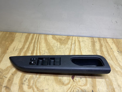 2012 Nissan Micra - Master Power Window Switch