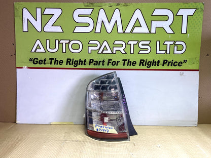 2009 Used Toyota Prius NHW20 - Left Taillight PN: STANLEY 47-13