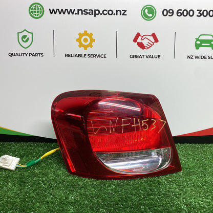 2006 Used Lexus GS450h - Left Taillight LENS: KOITO 30-325/ PN: 81561-30A30