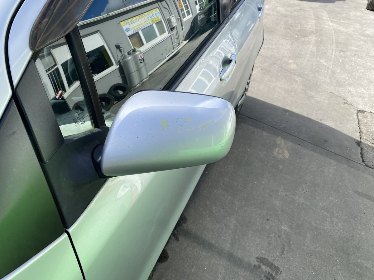 2007 Toyota Vitz SCP90