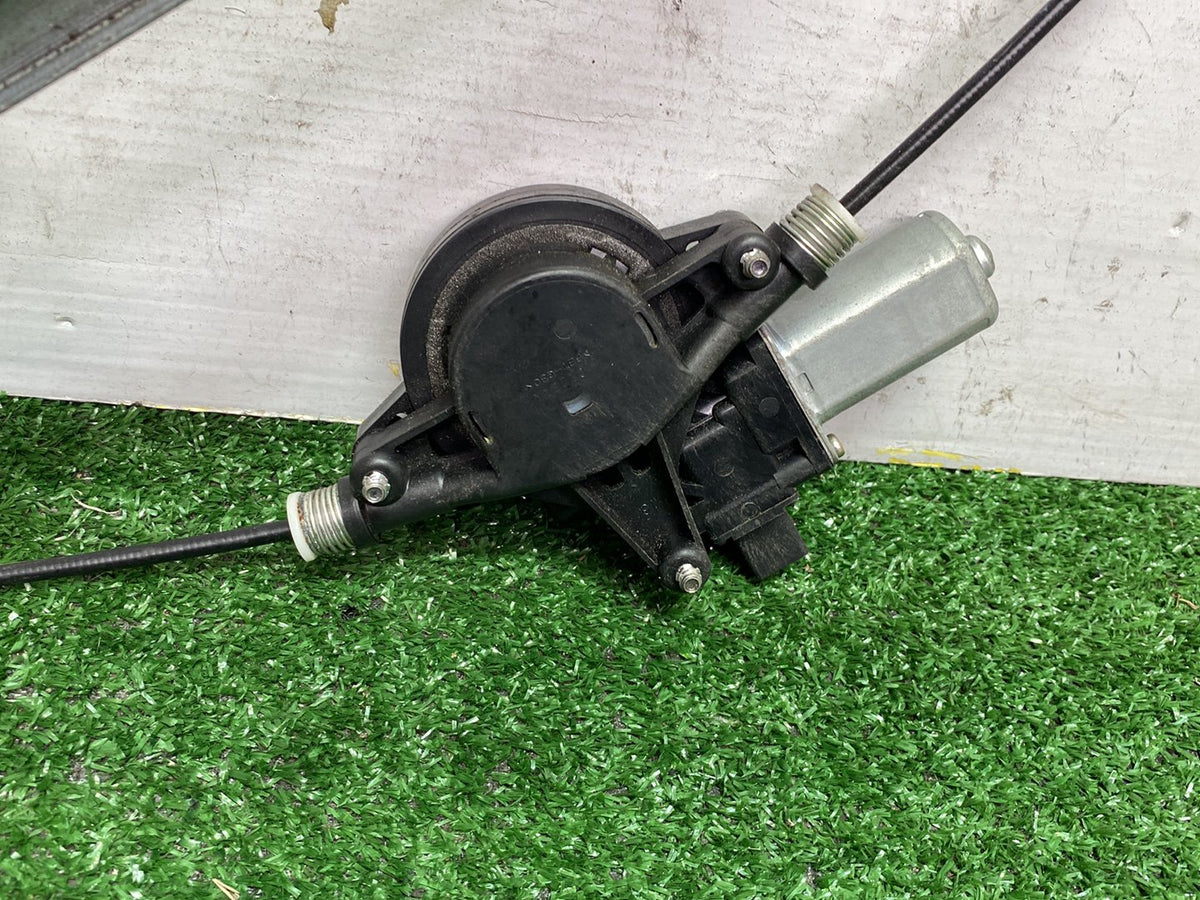 2012 Mazda Axela Right Rear Window Regulator BBM472590/ Motor D01G5858XB