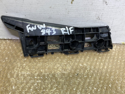 2009 Used Toyota Prius - Right Front Bumper Retainer PN: 5211547041