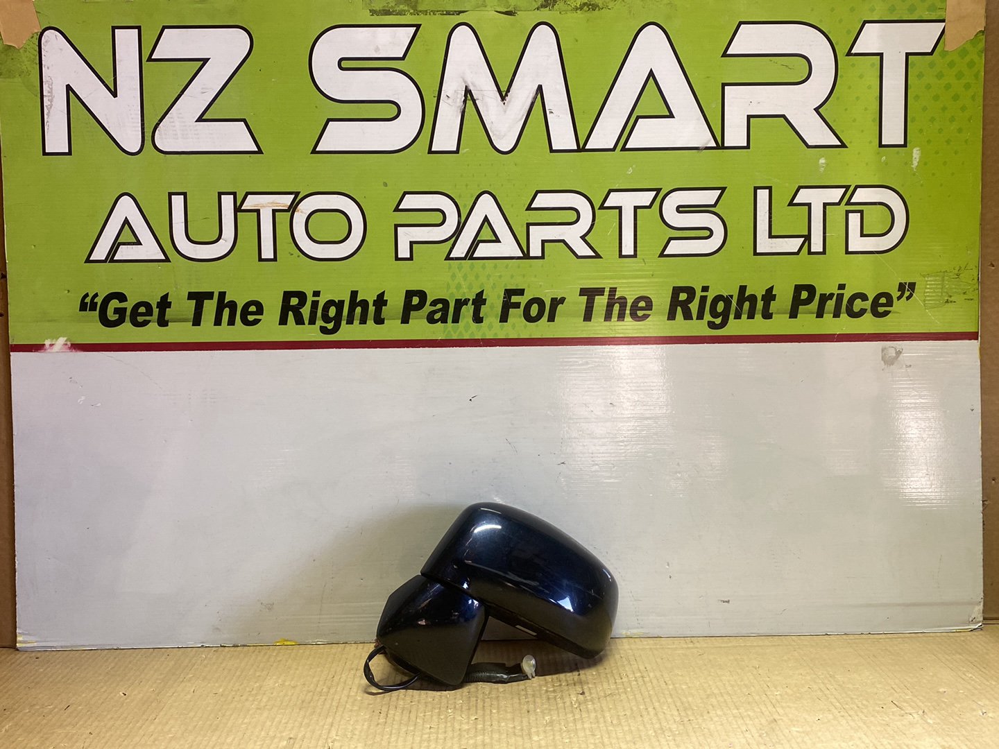 2007 Nissan Tiida C11 - Left Door Mirror PN: 5 wires