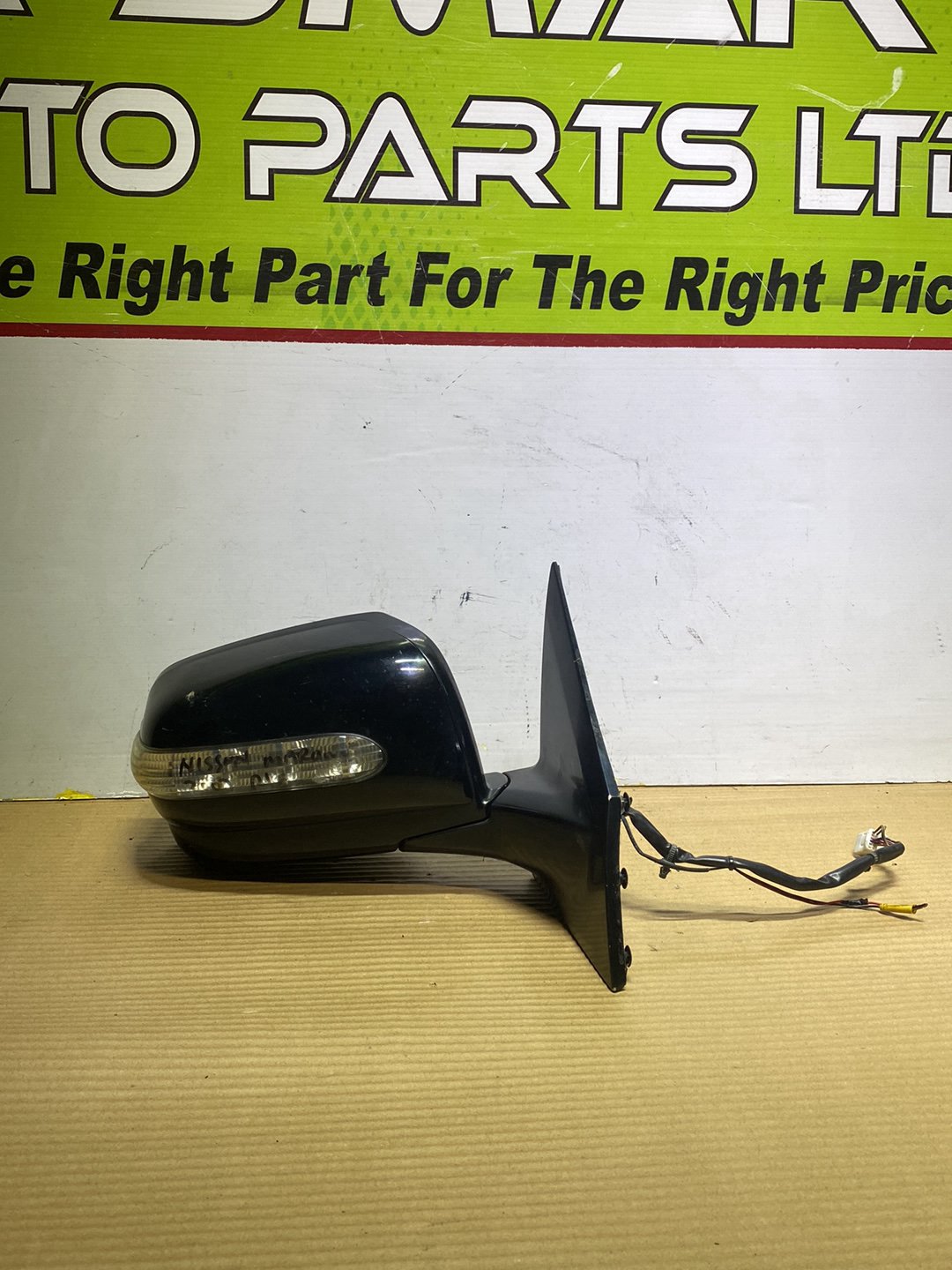 2008 Nissan Murano- Right Door Mirror PN: 2 plugs/ 9 wires