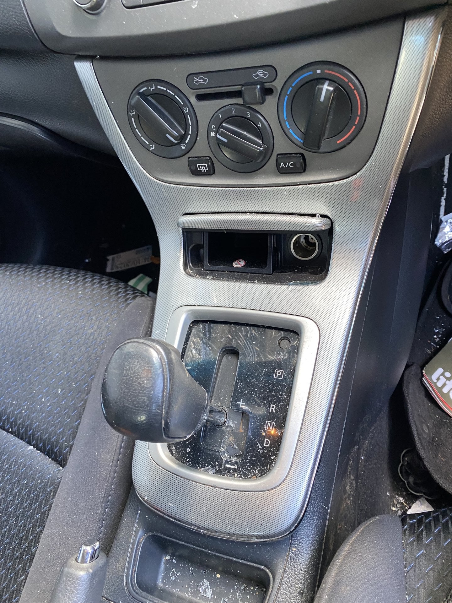 2013 Nissan Pulsar Dismantling For Parts