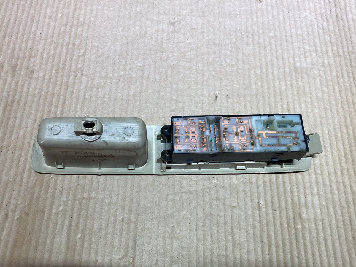 2006 Nissan Elgrand E51 - Master Power Window Switch PN:25401WL000