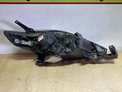 2005 Mazda Premacy CREW - Left Headlight PN: P5104