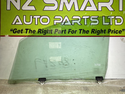 2006 Used Toyota Alphard- Right Front Door Glass PN: M505