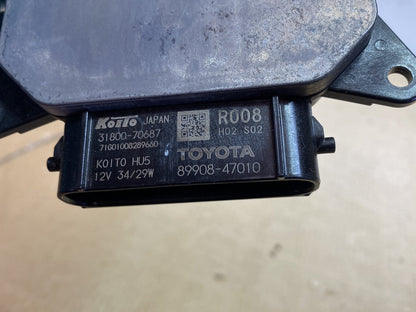 2017  Used Toyota Prius ZVW50 - HID Control Unit PN: Koito 31800-70687