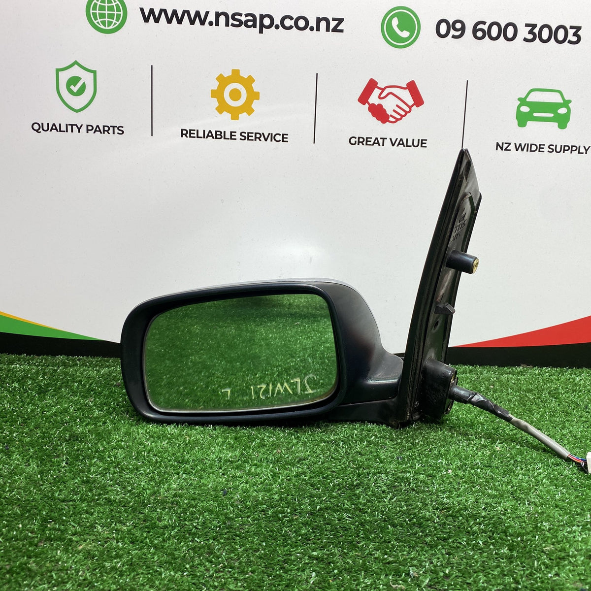2004 Used Toyota Wish - Left Door Mirror PN: 7 wires
