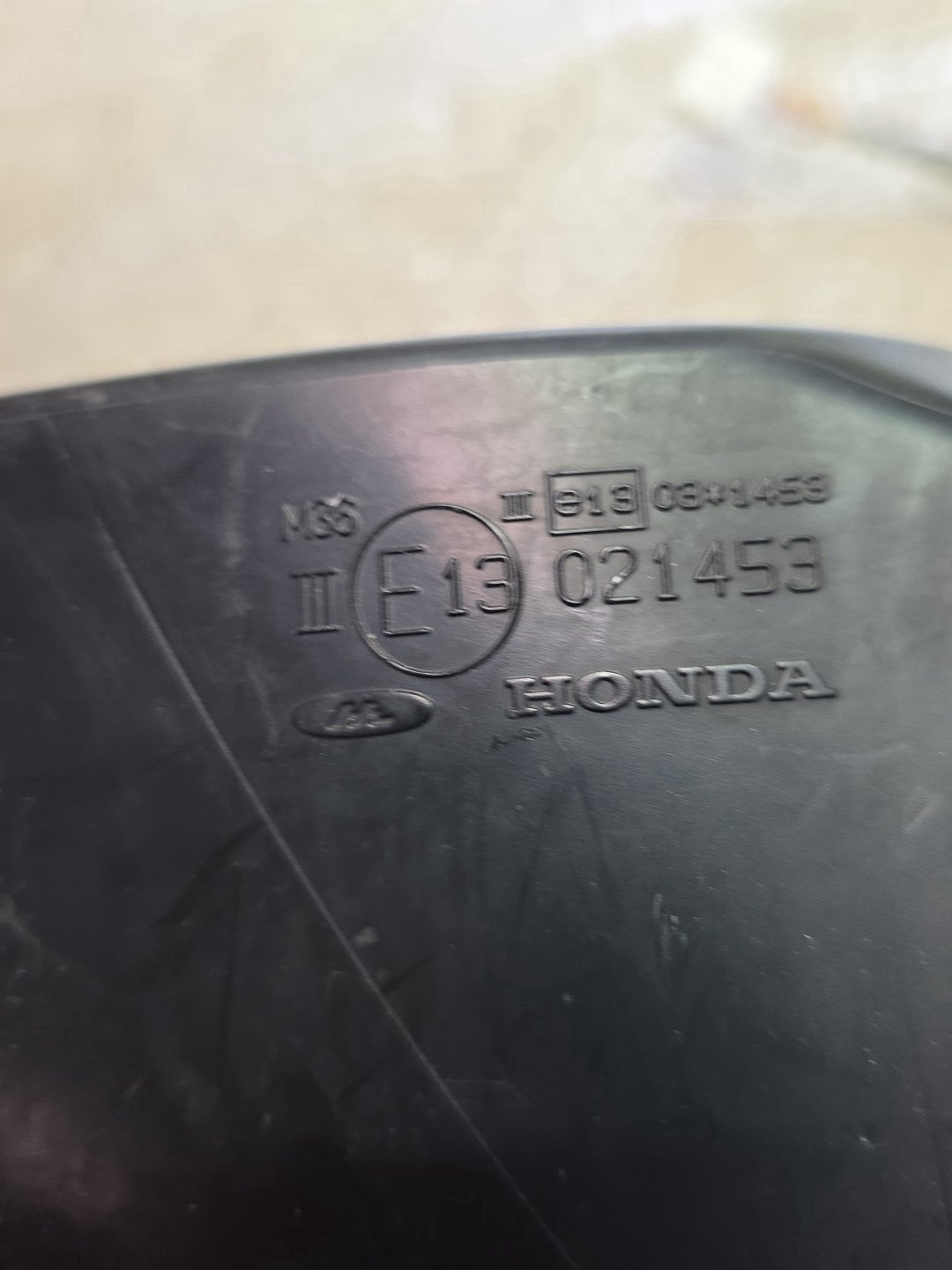 2008 Honda Fit- Left Door Mirror PN: 7 wires