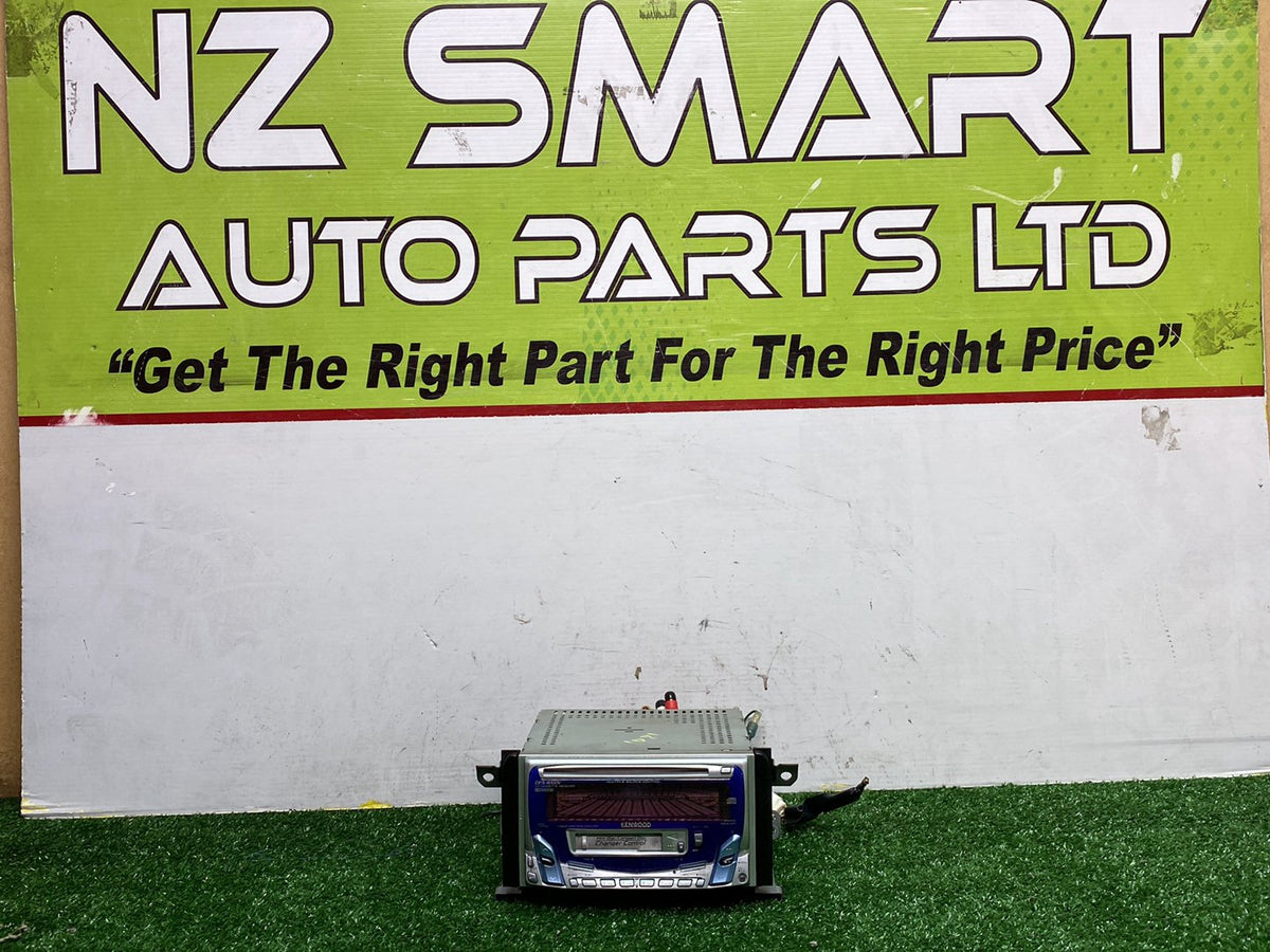 2005 Used Toyota Ist NCP60 - Stereo Head Unit PN: 8612052211