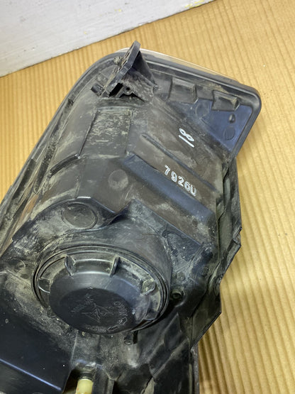 2008 Holden Captiva- Right Headlight PN: see the photos