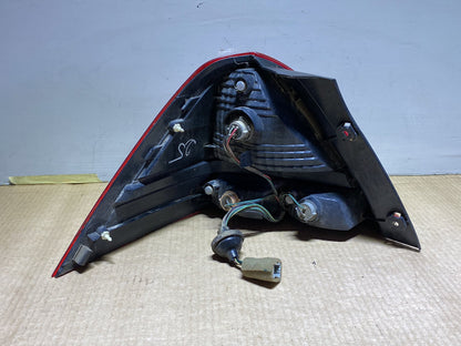 2004 Honda Odyssey RB1 - Right Taillight PN: see photo