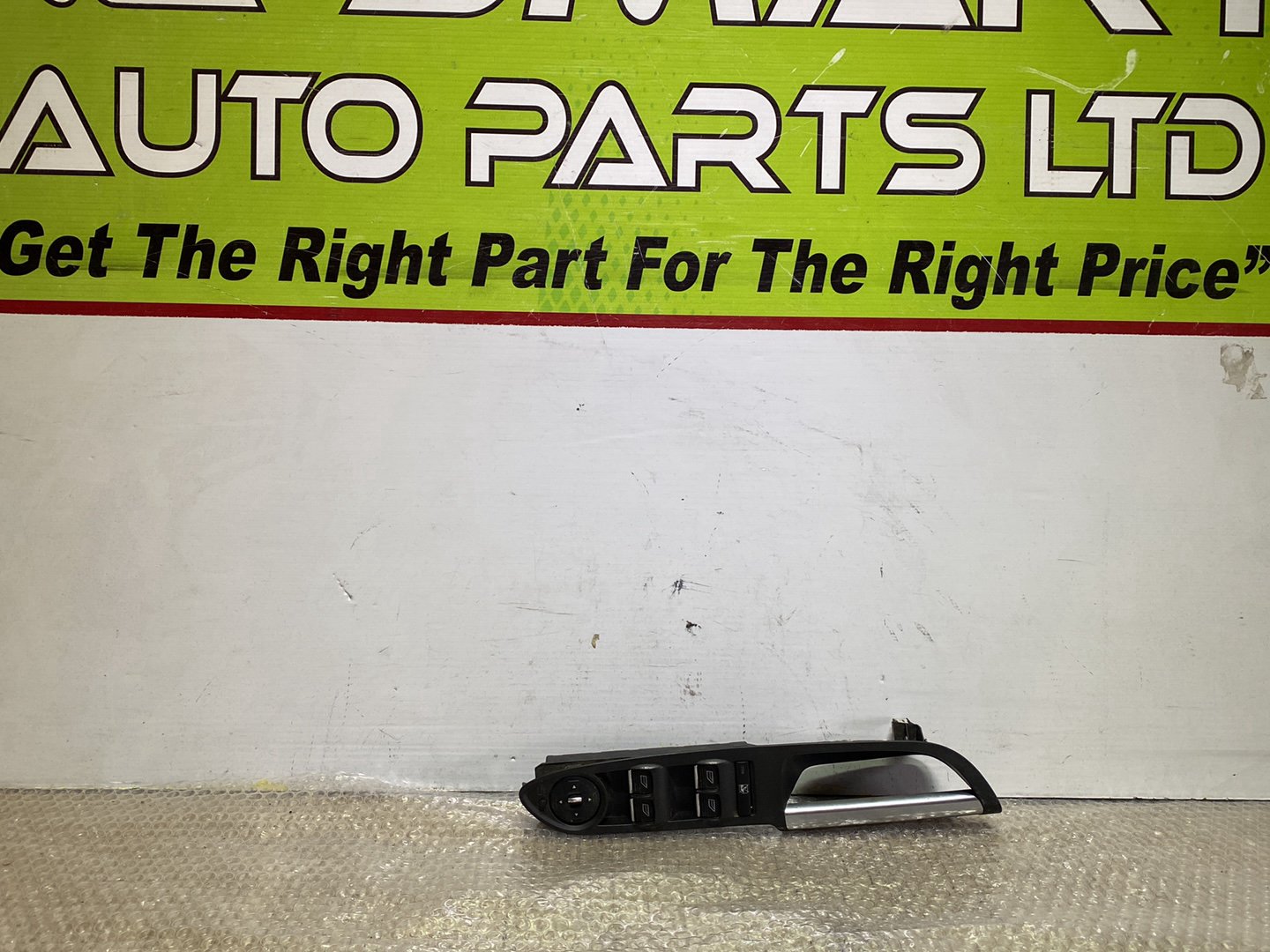2015 Ford Kuga- Master Power Window Switch PN: 2033142