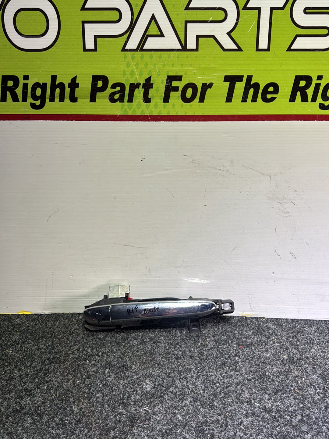 2012 Mazda Biante - Right Front Exterior Door Handle
