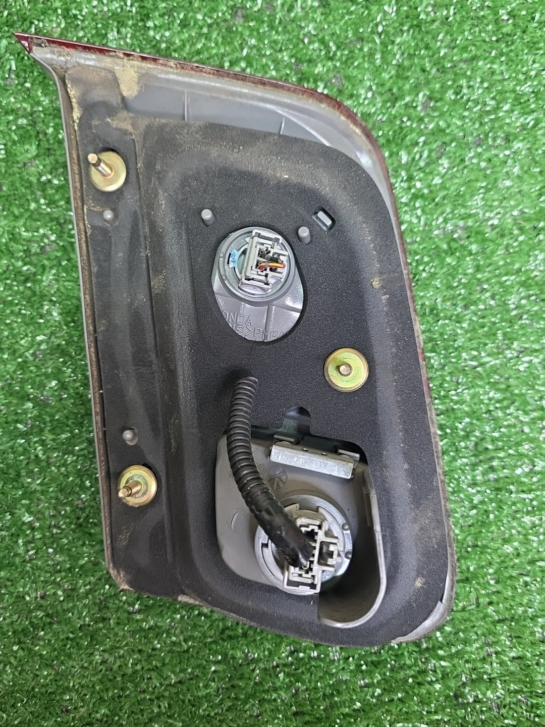 2004 Honda Civic - Right Taillight PN: P2661