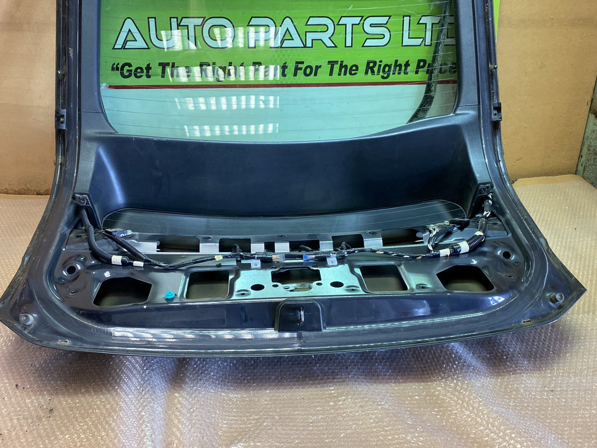 2009 Used Toyota Prius - Tailgate PN: see photos