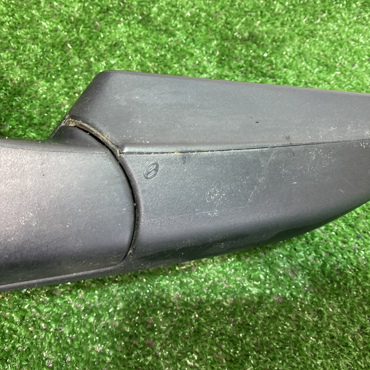 2003 Holden Commodore - Right Door Mirror PN: 3 Pins