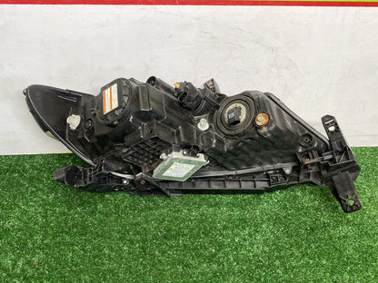 2009 Honda Odyssey RB3 - Left Headlight PN: STANLEY P7692
