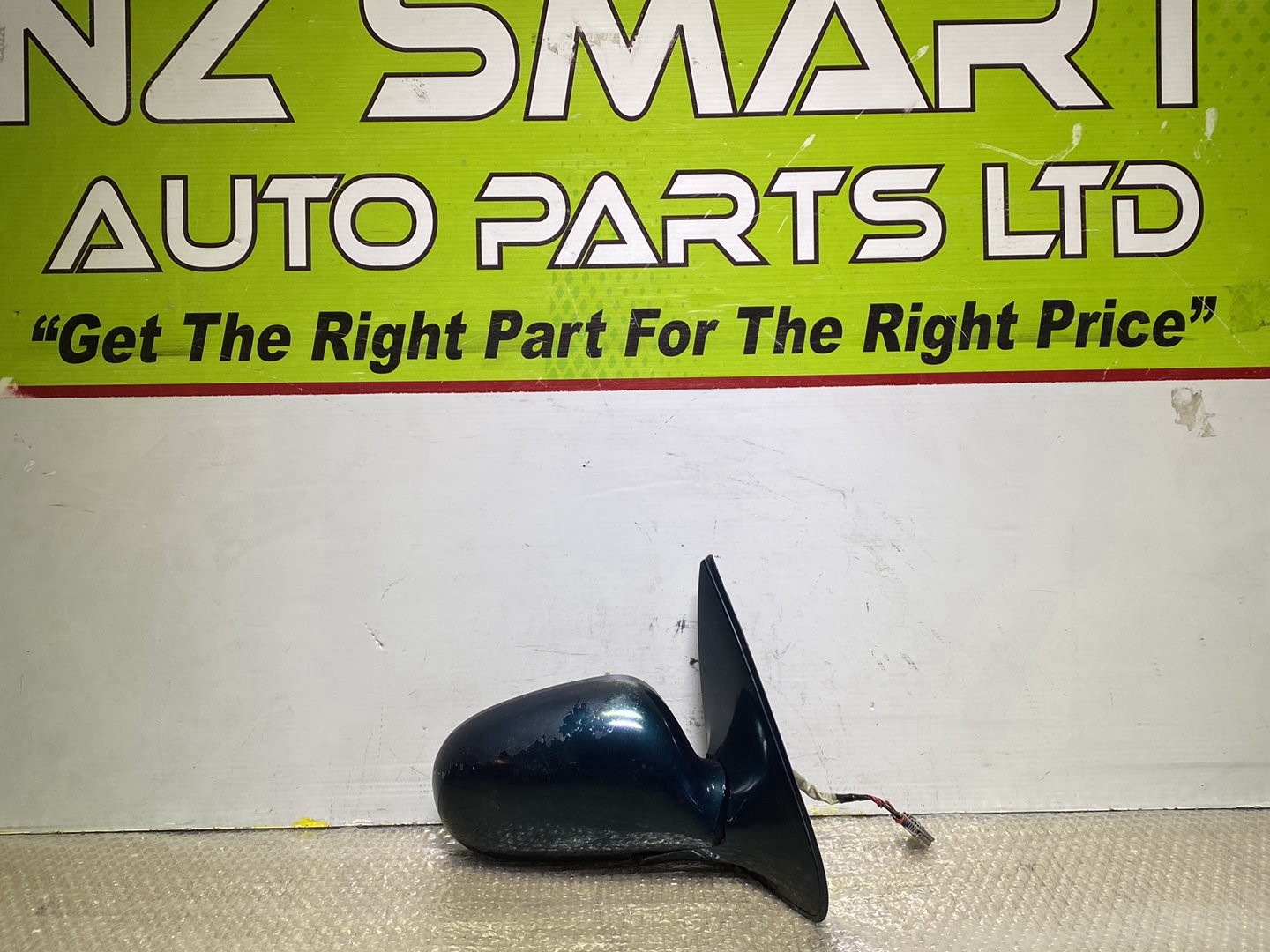 2004 Nissan Bluebird- Right Door Mirror PN: 5 wires
