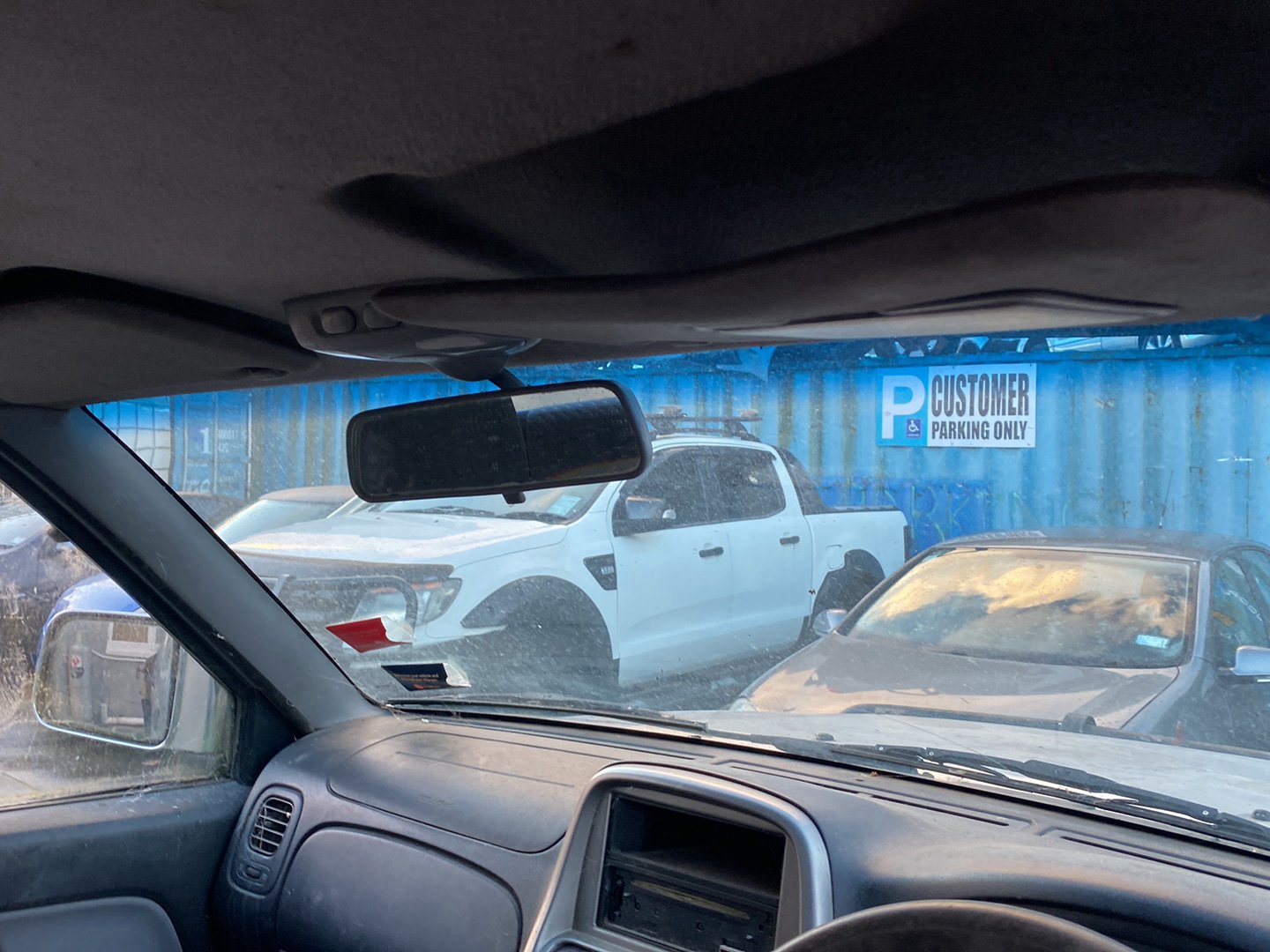 2004 Nissan NP300 Navara  Dismantling For Parts