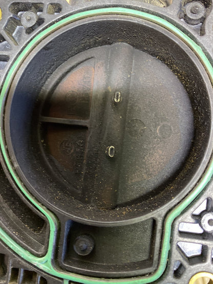 2004 Mazda MPV- Throttle Body PN: see photos