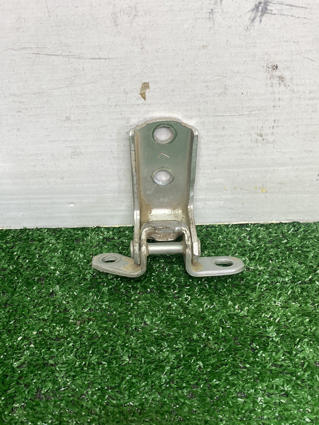 2006 Used Toyota Caldina - Left Rear Door Hinge PN: see photos