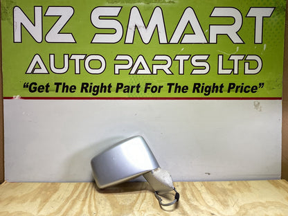 2005 Nissan Presage TU31 - Right Door Mirror PN: 5 wires