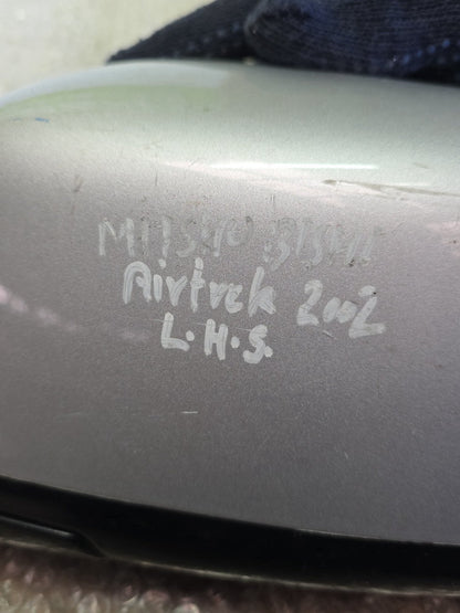 2002 Mitsubishi Airtrek- Left Door Mirror PN: 5 wires