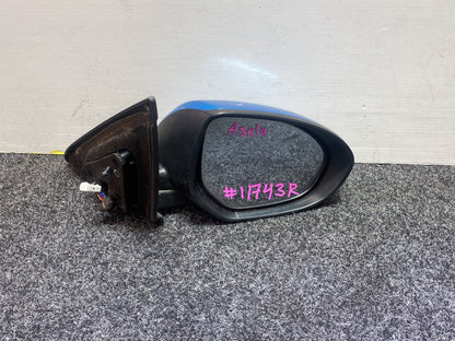 2009 Mazda Axela - Right Door Mirror/ PN: 7 wires