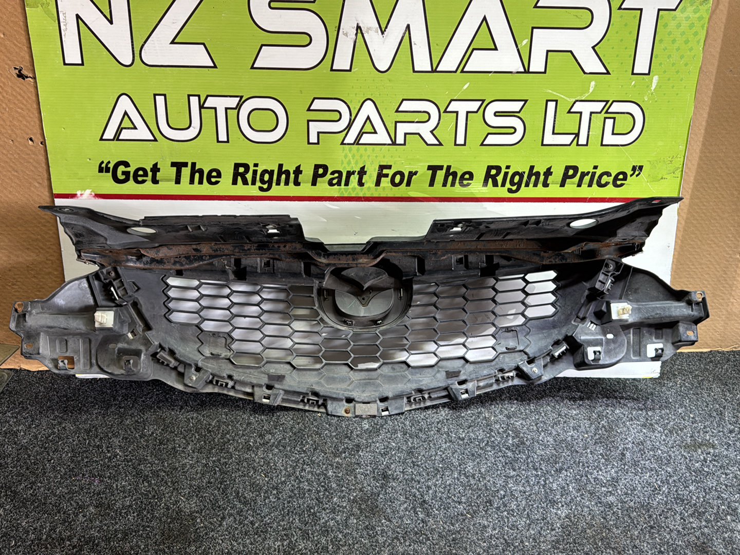 2013 Mazda CX-5 - Centre Upper Bumper Grille