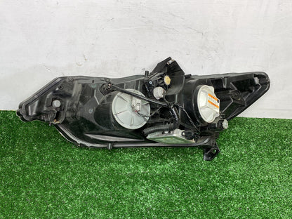 2009 Honda Insight - Right Headlight PN: KIOT 100-22878