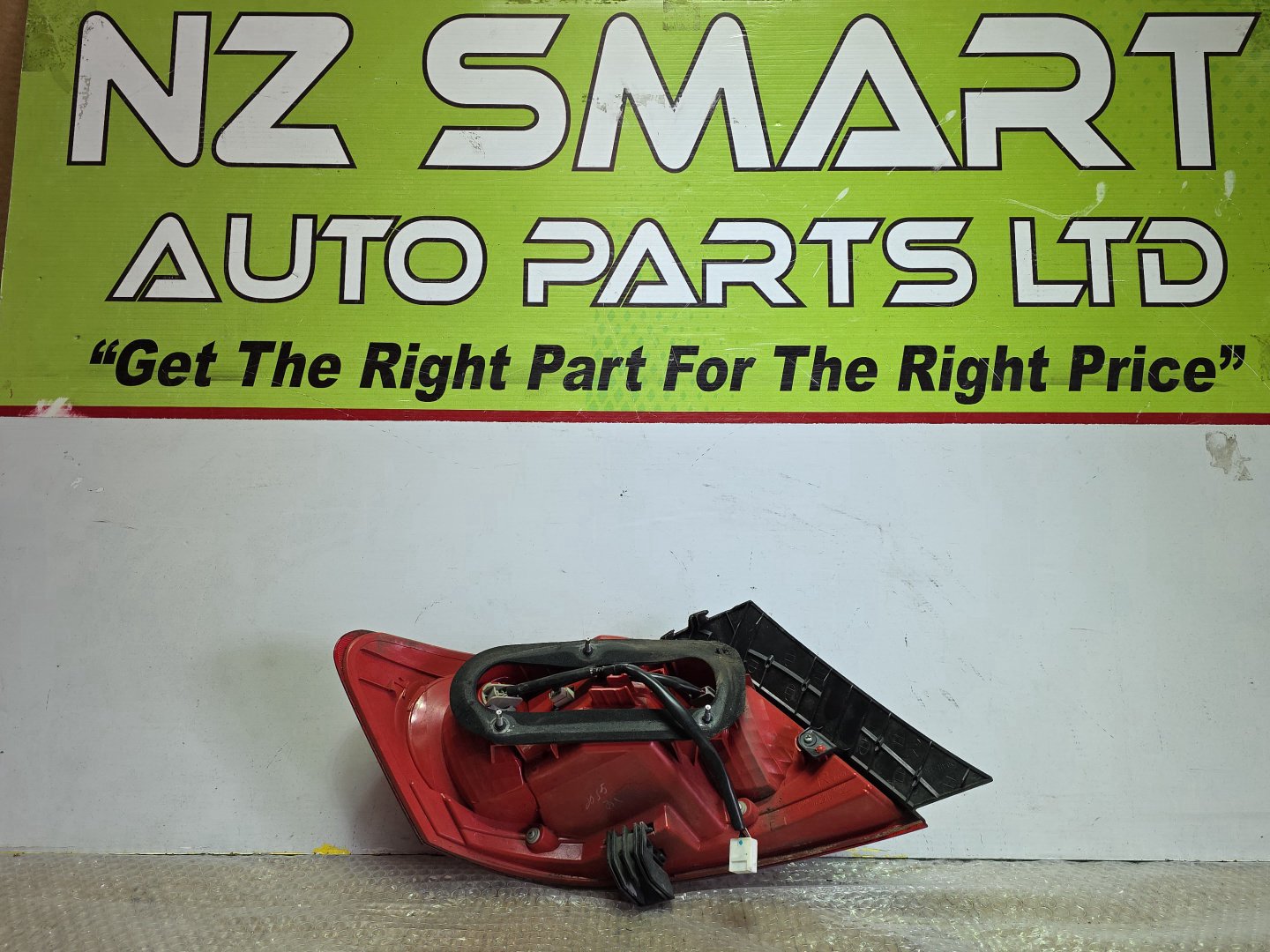 2005 Used Toyota Mark X- Right Taillight PN: 8155472010