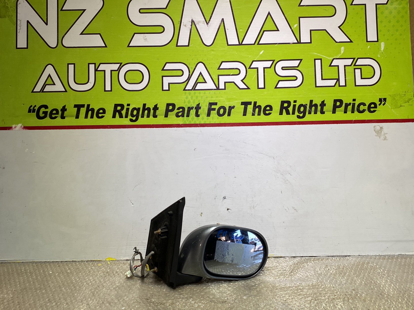 2006 Nissan Note- Right Door Mirror PN: 5 wires