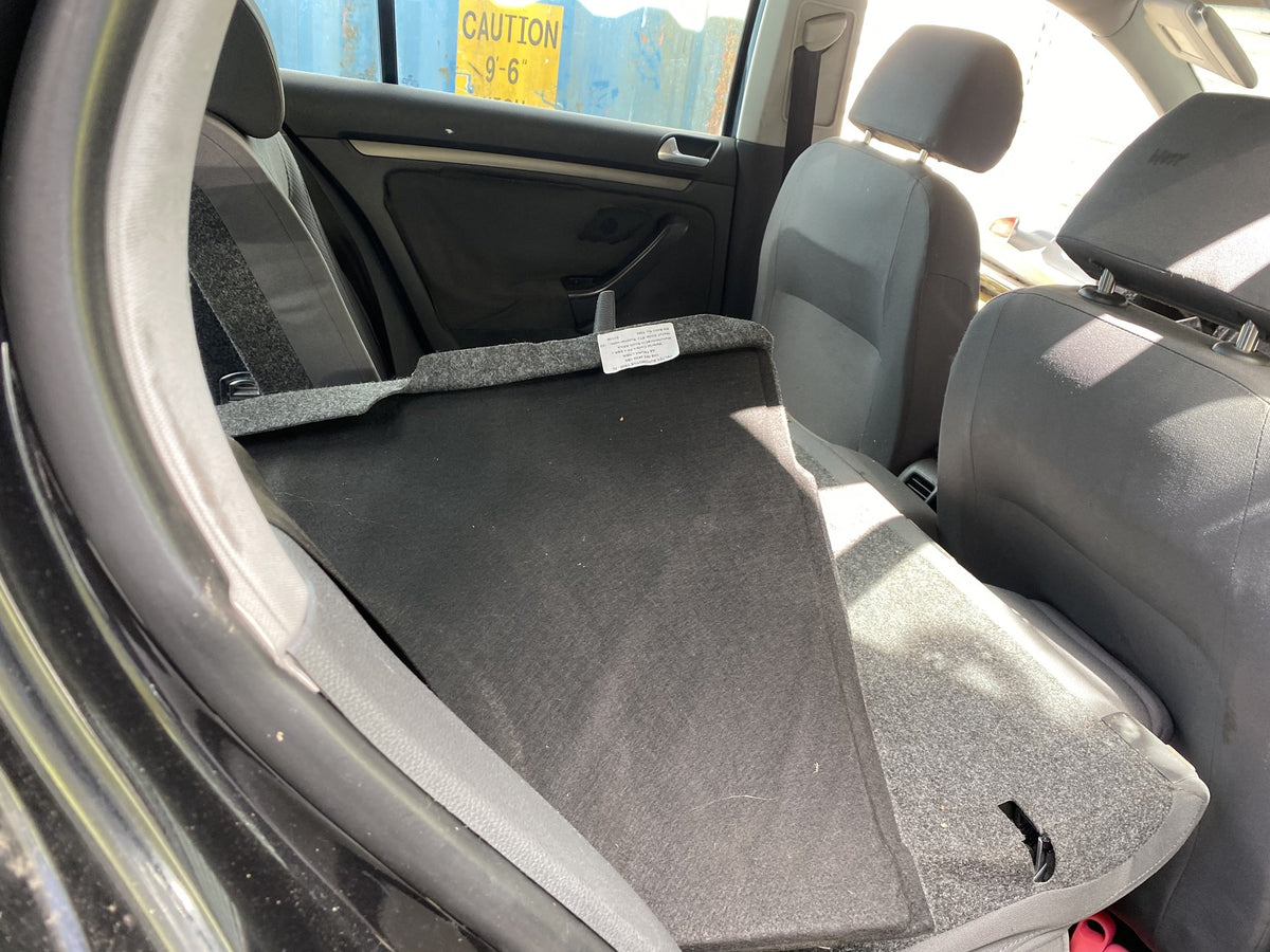 2006 Volkswagen Golf Dismantling For Parts- Dismantling For Parts - Dismantling For Parts