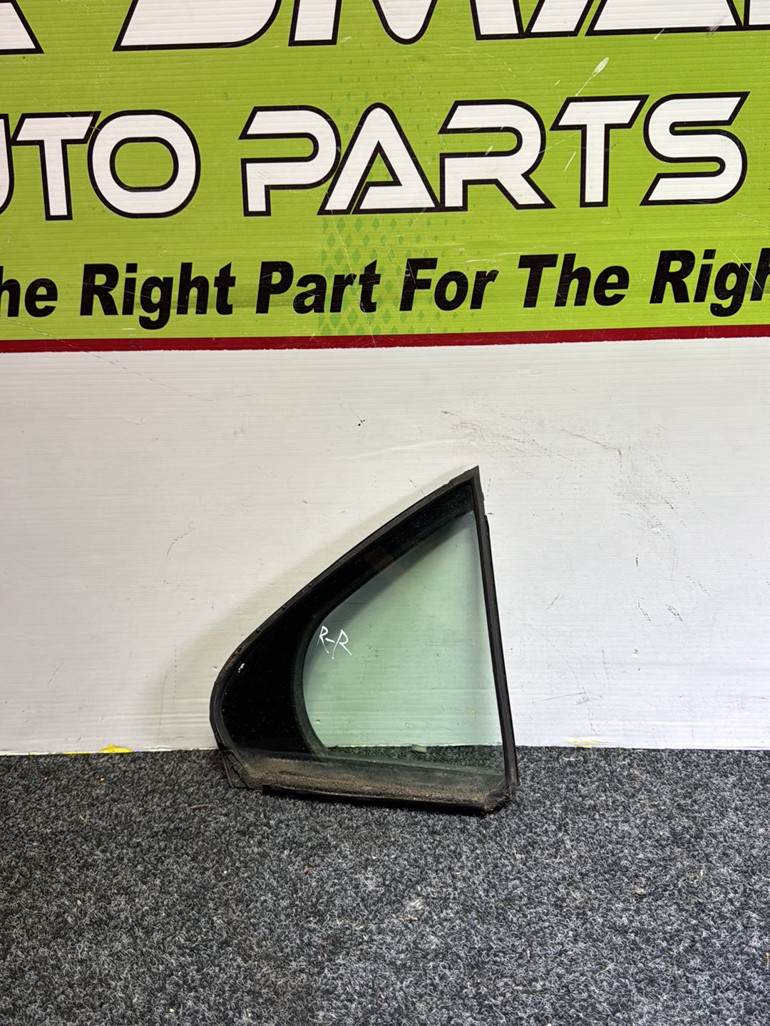 2006 Honda Accord - Right Rear Cargo Glass PN: Tint Number M2H3