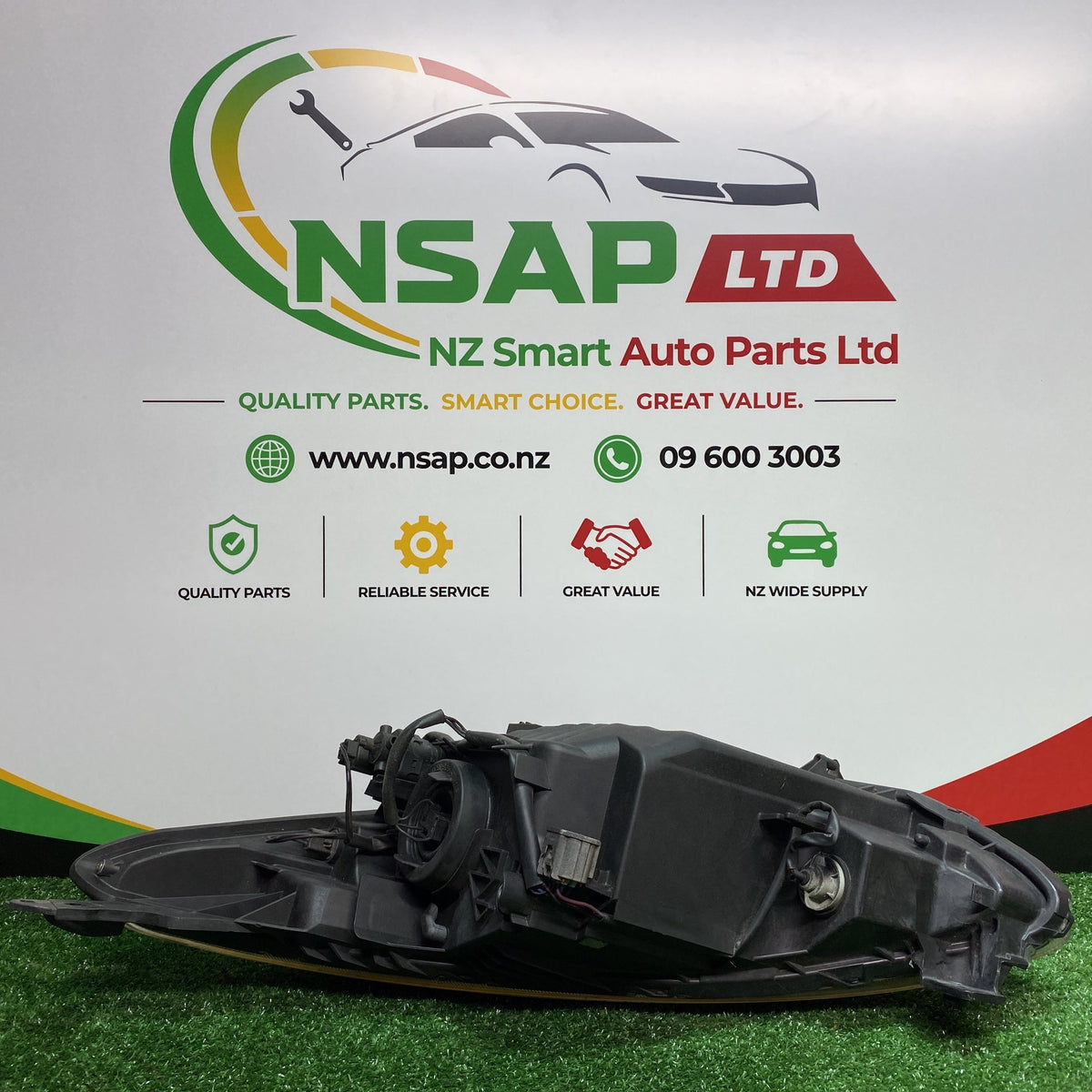 2011 Mazda Demio - Right Headlight PN: Auto Adjust/ Non Hid/ STANLEY W0128
