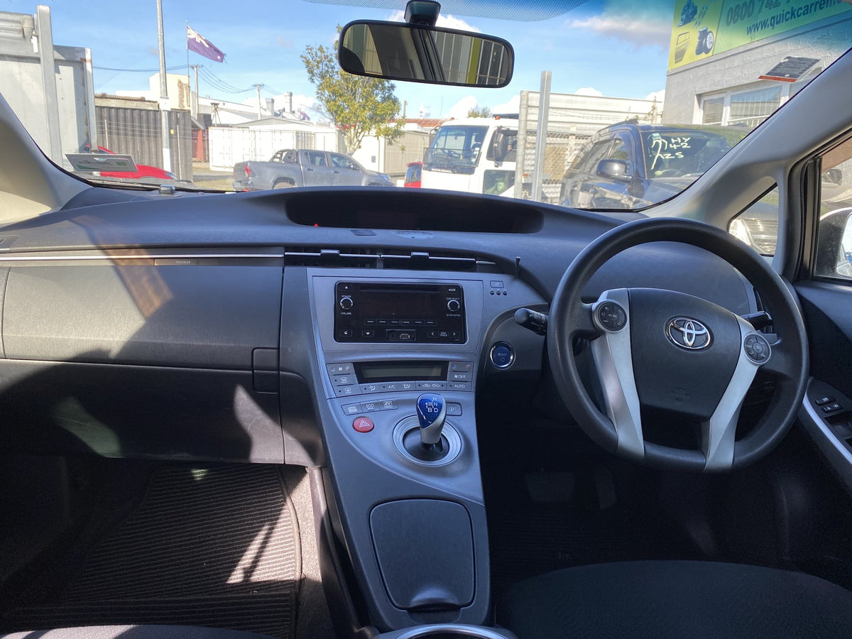 2015 Toyota Prius ZVW30 Dismantling For Parts