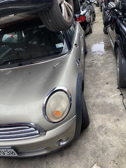 2007 MINI Cooper - Dismantling For Parts