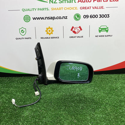 2006 Used Toyota Wish - Right Door Mirror PN: 2 Plugs 7 Wires