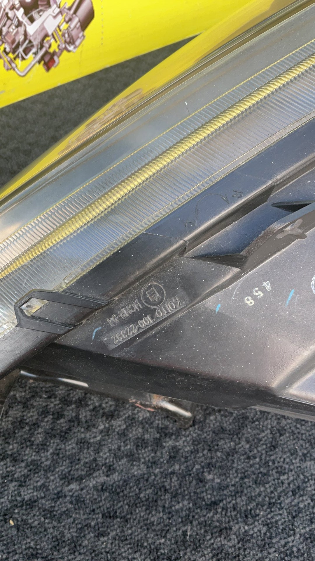 2001 Honda Integra- Right Headlight PN: