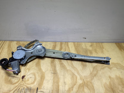 2007 Toyota Auris - Left Front Window Regulator/Motor